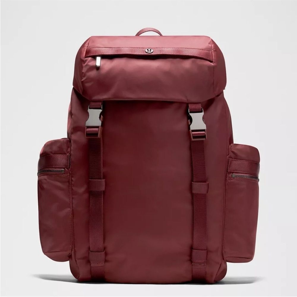 NWT Lululemon Wunderlust Backpack 25L Buckle Rockwood Gunmetal Burgundy